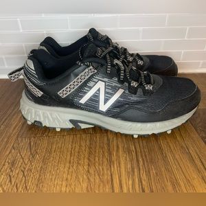 New Balance 410 v6 Women’s Size 8.5